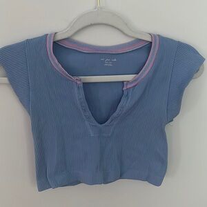 out from under crop top - size xs/s